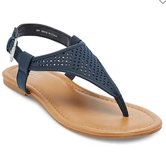 NWT a.n.a Womens Sabrina T-Strap Flat Sandals Size 7 Navy - Picture 1 of 4